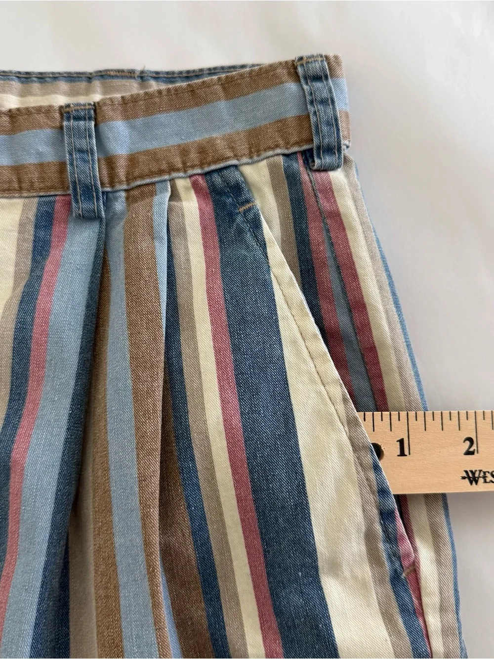Vintage Ruff Hewn Striped Pleated Men’s Shorts Size 32 X 7” Granpa Chic 80s 90s